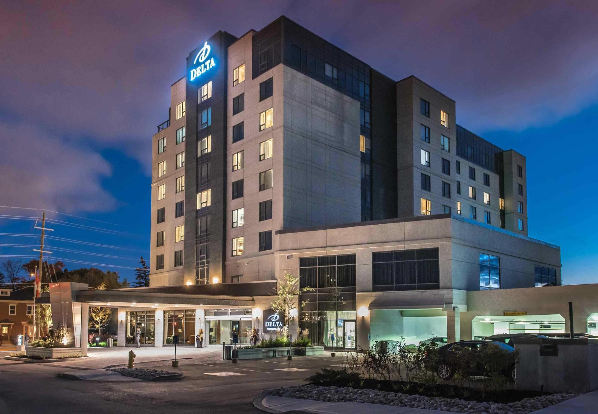 Delta Hotels By Marriott Waterloo Exterior foto