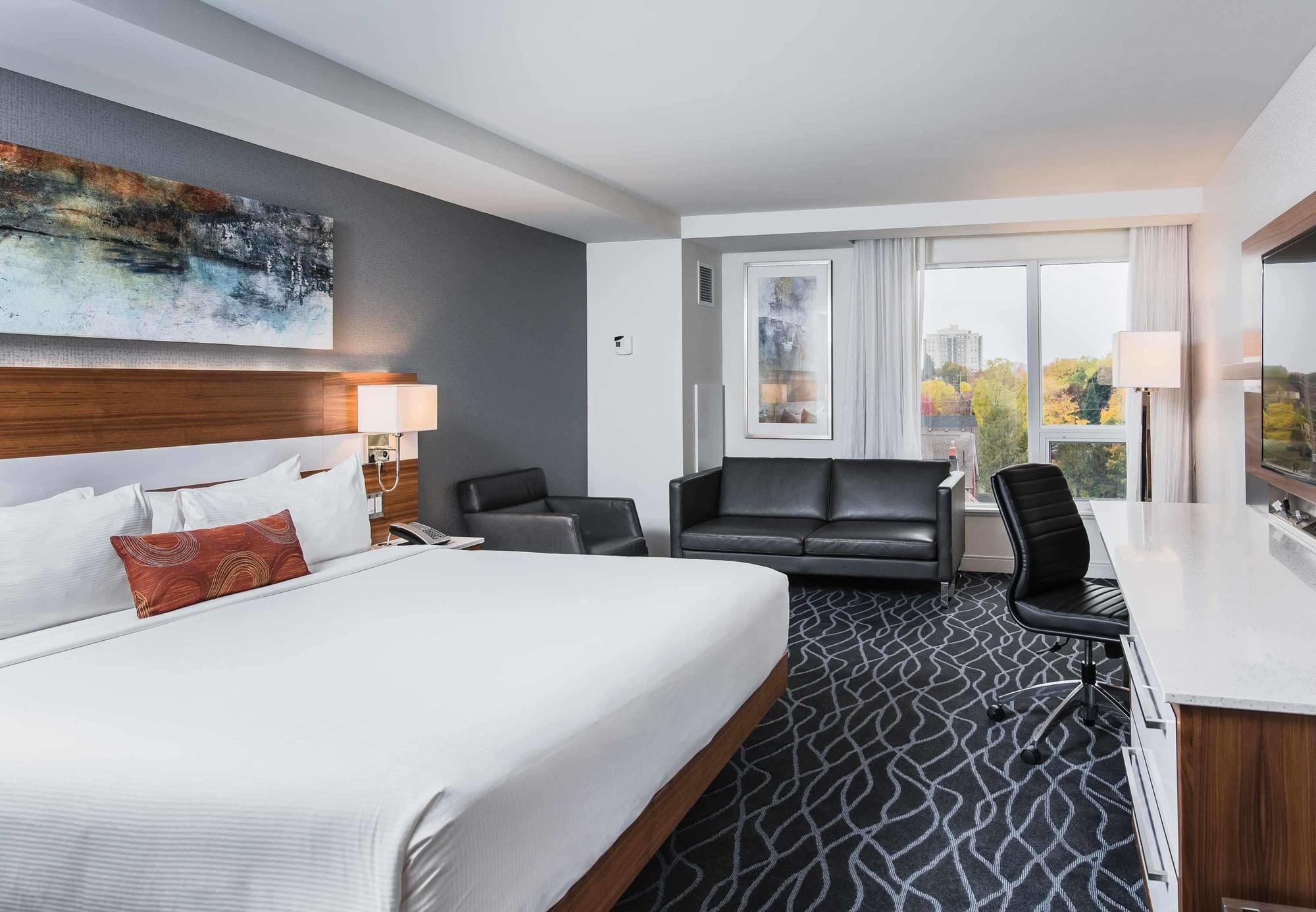 Delta Hotels By Marriott Waterloo Exterior foto